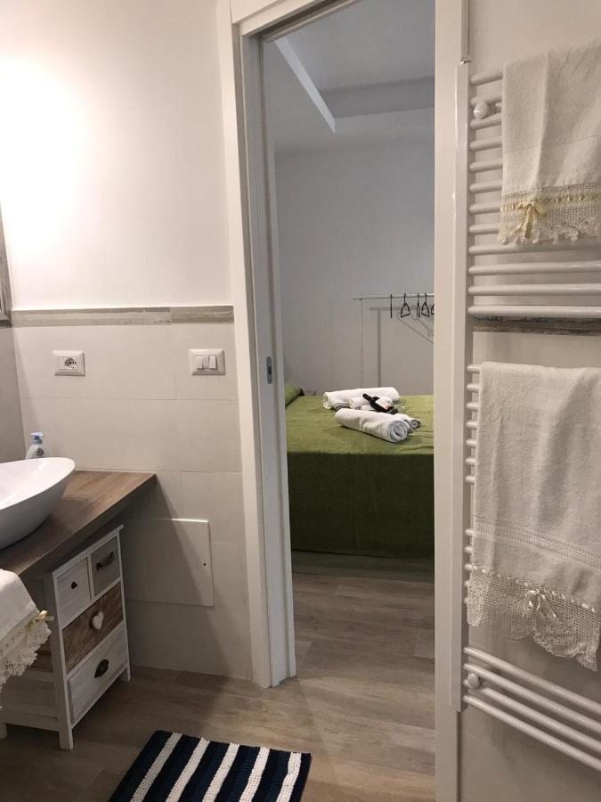 Casa Vacanza Cundari คาสเตลโมลา ภายนอก รูปภาพ