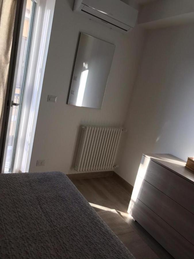 Casa Vacanza Cundari คาสเตลโมลา ภายนอก รูปภาพ