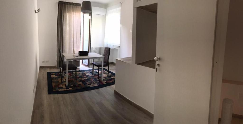 Casa Vacanza Cundari คาสเตลโมลา ภายนอก รูปภาพ
