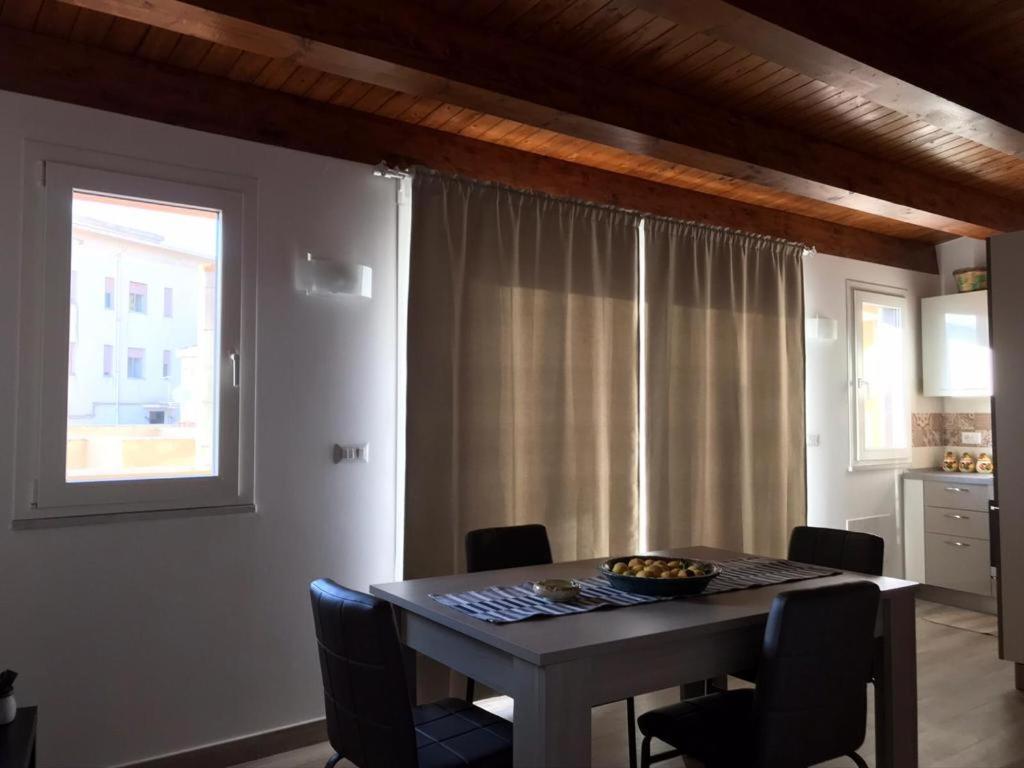 Casa Vacanza Cundari คาสเตลโมลา ภายนอก รูปภาพ