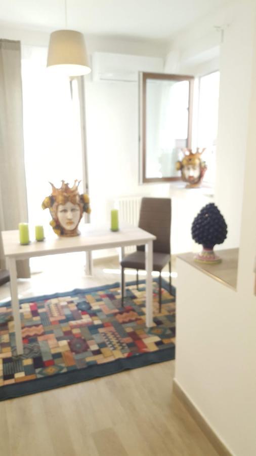Casa Vacanza Cundari คาสเตลโมลา ภายนอก รูปภาพ