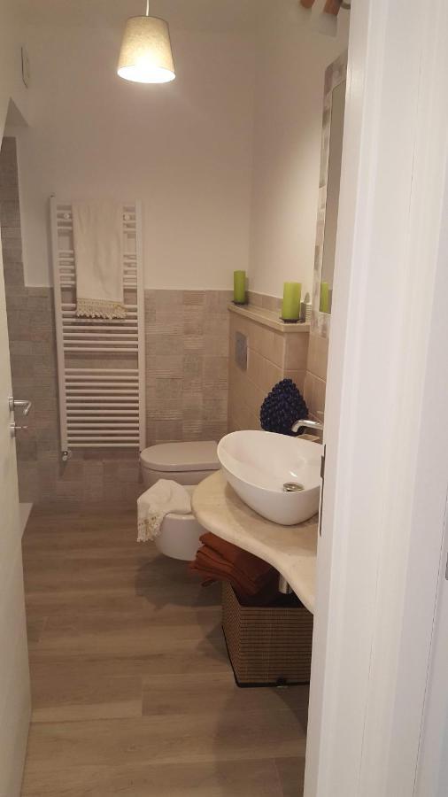 Casa Vacanza Cundari คาสเตลโมลา ภายนอก รูปภาพ